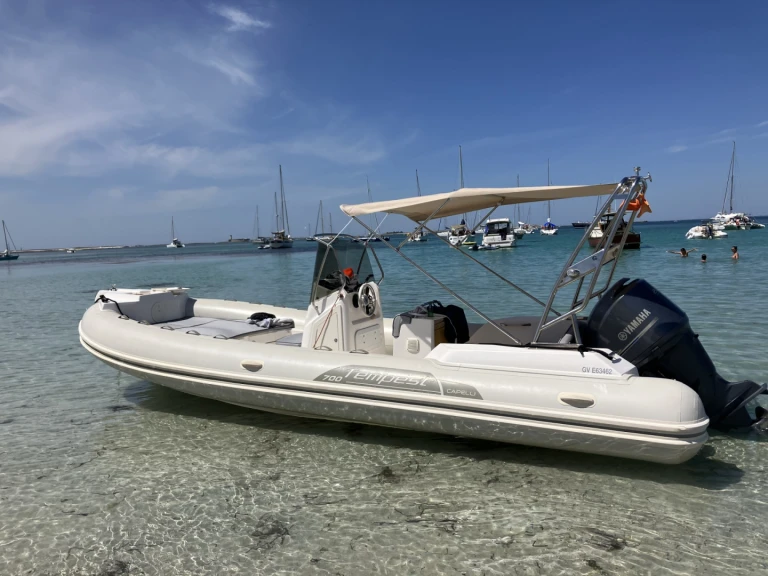 Huur RIB met of zonder schipper Capelli in Combrit