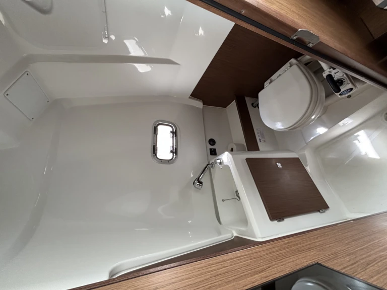 Jeanneau Cap Camarat 9.0 CC te huur van particulier of professional in Cannes