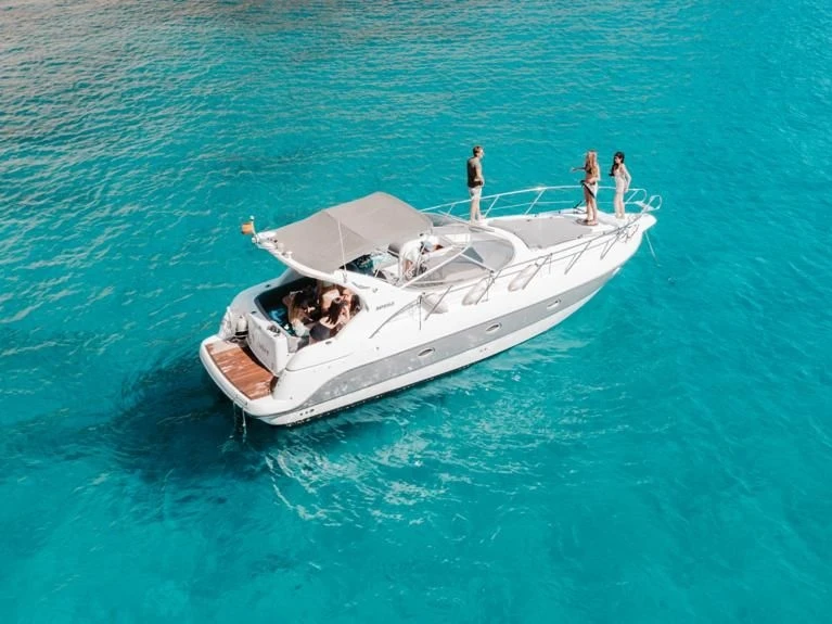 Verhuur Motorboot Sessa Marine Oyster met vaarbewijs
