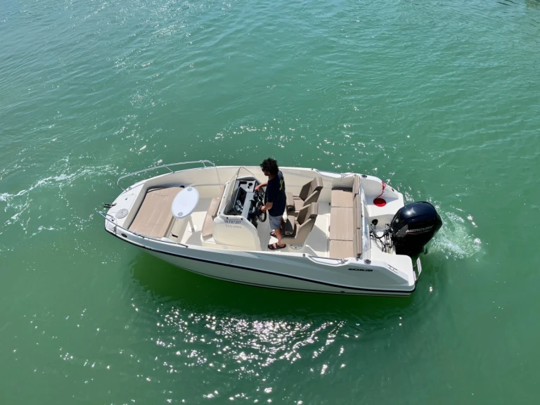 Bootverhuur Quicksilver Quicksilver 555 Open in La Baule-Escoublac via SamBoat
