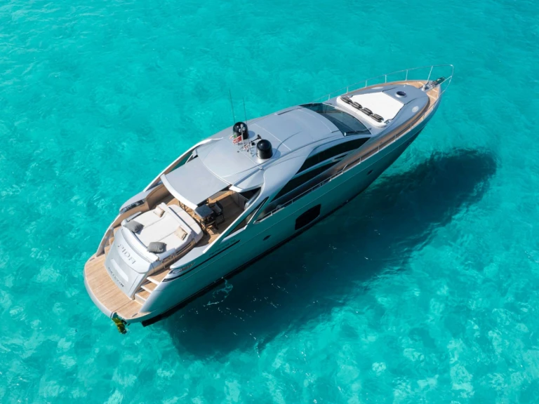 Huur een Pershing PERSHING 70 in Saint-Tropez