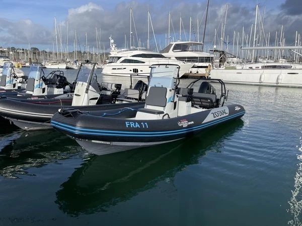 Jachthuur in Brest - Zodiac Pro 7 via SamBoat