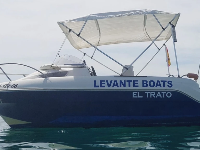 Huur Motorboot met of zonder schipper Quicksilver in Torrevieja