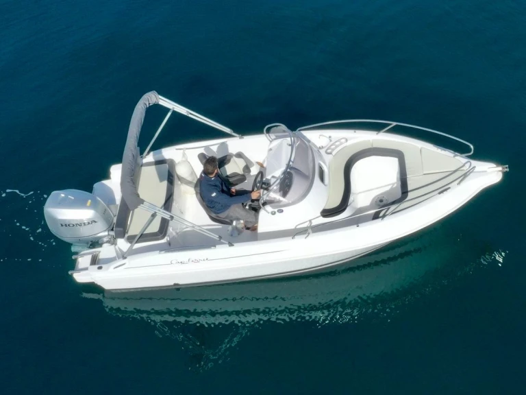 Bootverhuur B2 Marine Cap ferret 572 open in Ajaccio via SamBoat