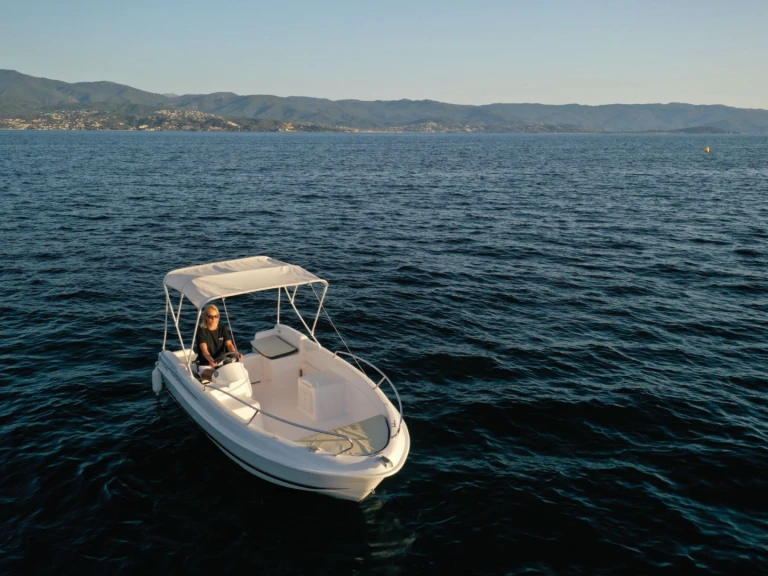 Jachthuur in Ajaccio - B2 Marine CAP-FERRET 452 Open San Permis via SamBoat