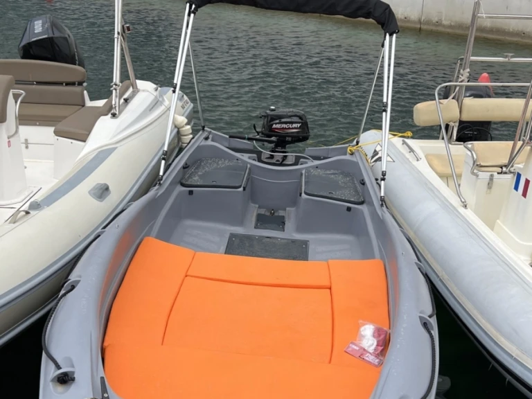 Verhuur Motorboot Fun Yak met vaarbewijs