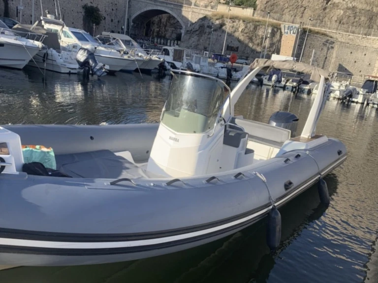 Huur een Quicksilver Activ 605 Sundeck in Marseille