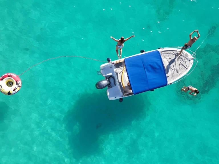 Bootverhuur Marigot goedkoop Cap Camarat 6.5 WA