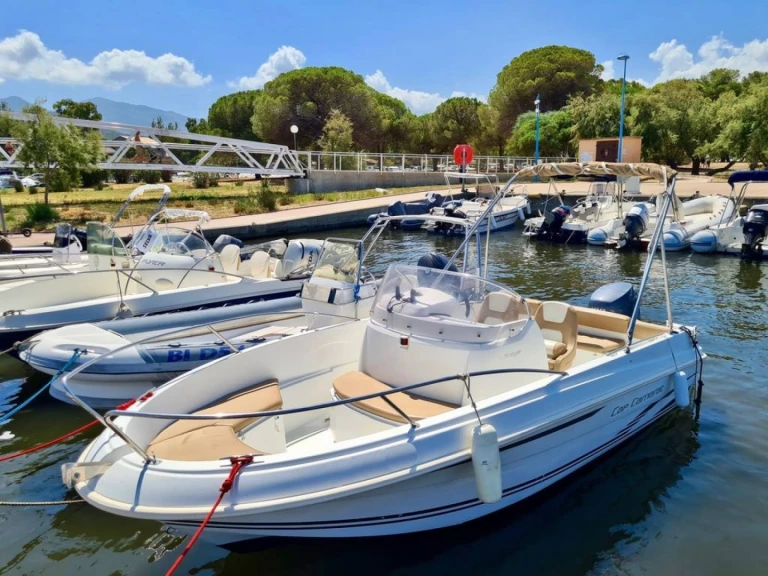 Verhuur Motorboot in Saint-Florent - Quicksilver Activ 605 Sundeck
