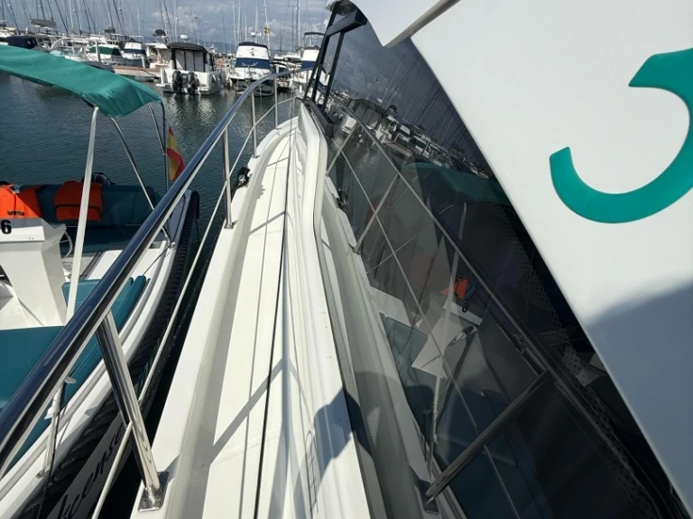 Huur een Rodman spirit 31 Open in Cambrils