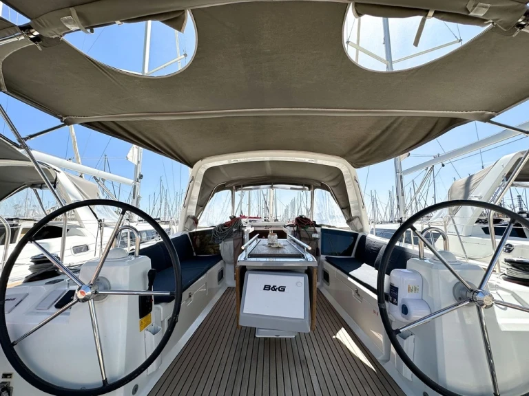 Bootverhuur Bénéteau Oceanis 41.1 in Cambrils via SamBoat