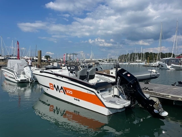 Motorboot te huur in La Trinité-sur-Mer voor de beste prijs