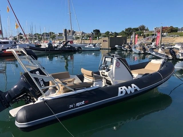 Verhuur RIB in La Trinité-sur-Mer - Bwa BWA 24 GTO