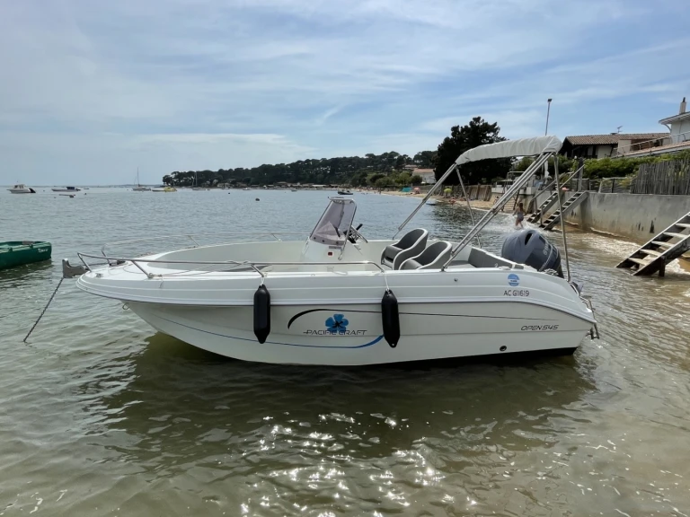 Verhuur Motorboot Pacific Craft met vaarbewijs