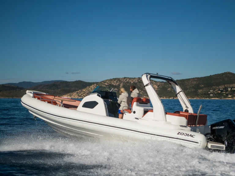 Bootverhuur Zodiac Medline 9 in Propriano via SamBoat