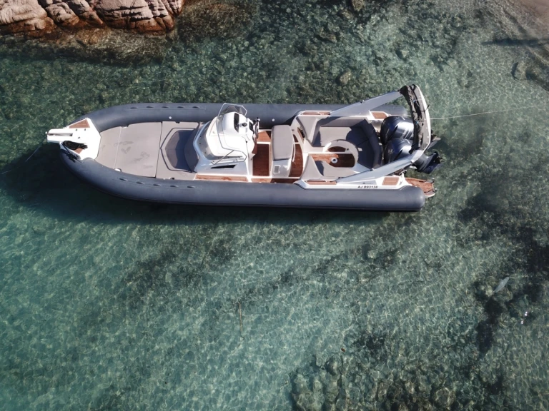 Bootverhuur Capelli 1000 sun in Porto-Vecchio via SamBoat