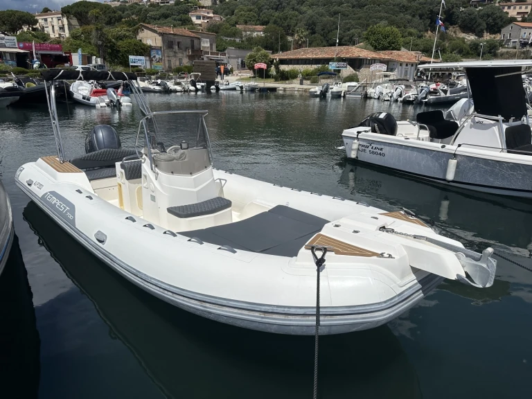 Bootverhuur Capelli Capelli 700 in Porto-Vecchio via SamBoat