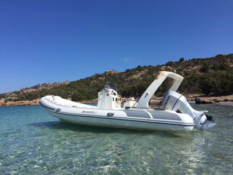 Bootverhuur Master 730 open in Porto-Vecchio via SamBoat