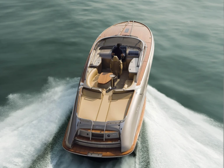 Jachthuur in La Condamine - Riva rivarama 44 via SamBoat