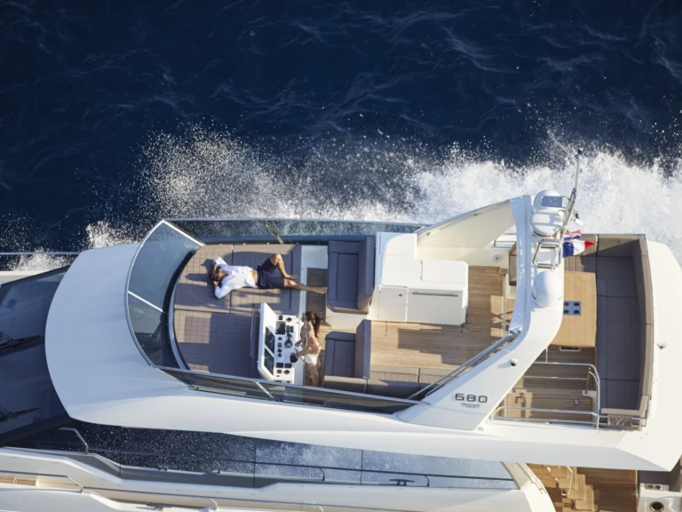 Prestige Prestige 680 te huur van particulier of professional in Antibes