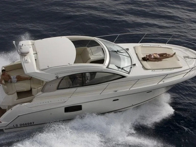 Bootverhuur Jeanneau Prestige 38 S in Saint-Jean-Cap-Ferrat via SamBoat