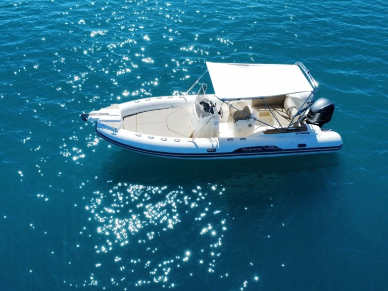 Huur RIB met of zonder schipper Capelli in Antibes