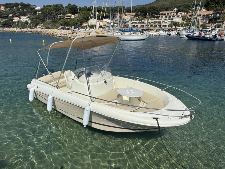 Verhuur Motorboot in La Madrague - Jeanneau Cap Camarat 635
