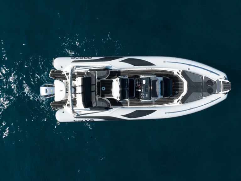 Bootverhuur Porto Pollo goedkoop GRAND 750 GOLDEN LINE