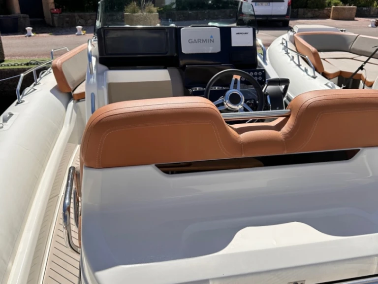 RIB te huur in Port Grimaud voor de beste prijs