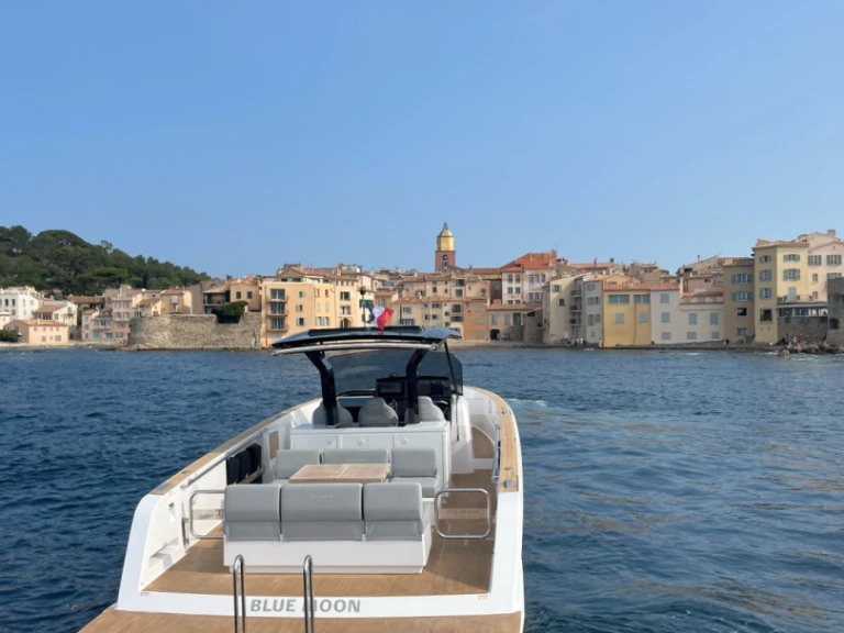Huur een Pardo Yachts Pardo 38 in Port Grimaud
