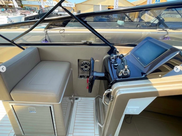 Jachthuur in Saint-Tropez - VanDutch VANDUTCH 32 via SamBoat