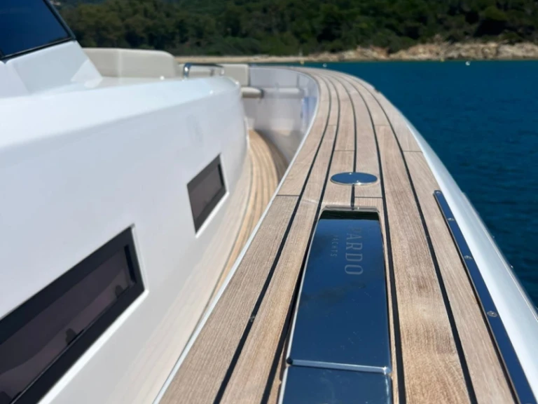Bootverhuur Pardo Yachts Pardo 50 in Bormes-les-Mimosas via SamBoat