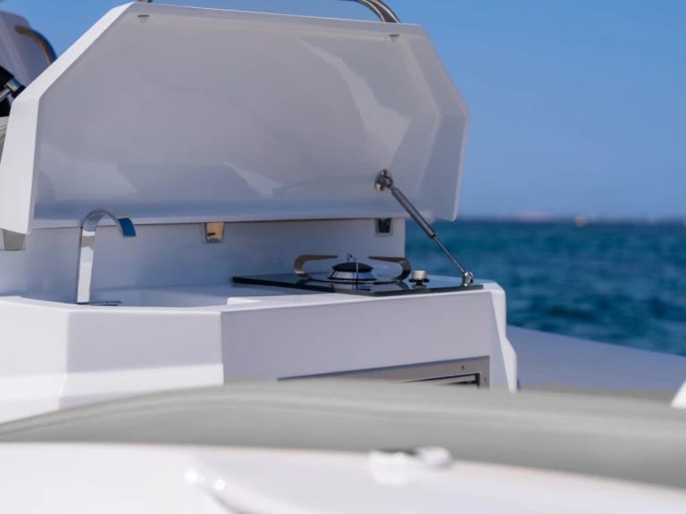 Bootverhuur Bandol goedkoop LIBECCIU 1000