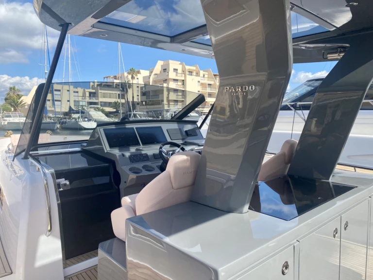 Jachthuur in Port Grimaud - Pardo Yachts Pardo 43 via SamBoat