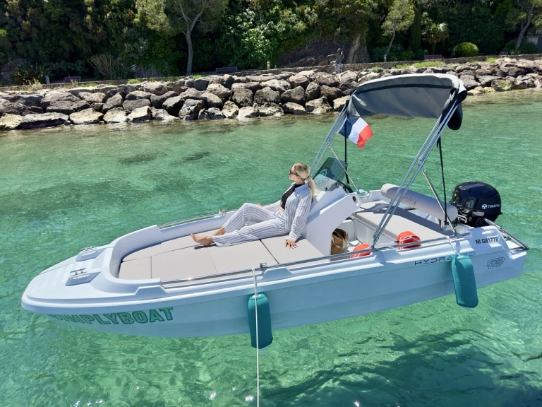 Verhuur Motorboot ROTO met vaarbewijs