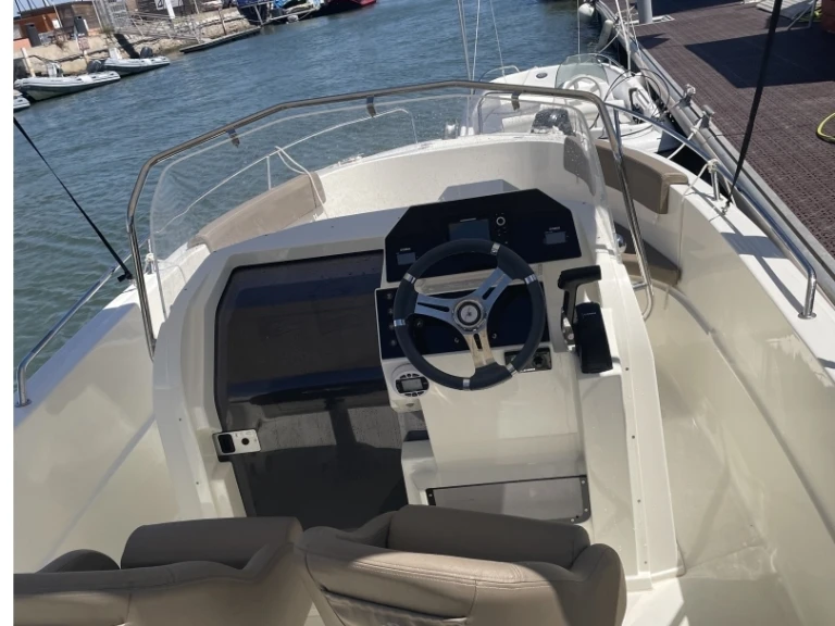 Motorboot te huur in Palavas-les-Flots voor de beste prijs
