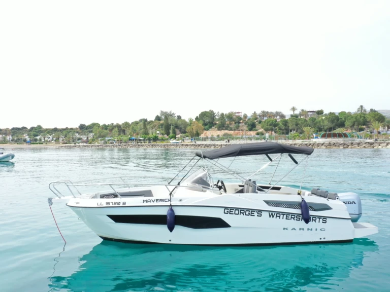 Bootverhuur Karnic KARNIC 701 SL in Latchi via SamBoat