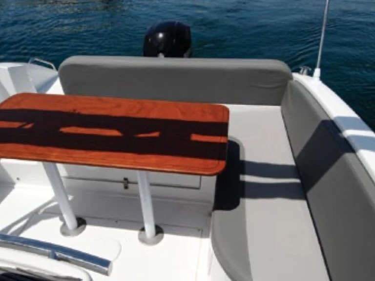 Verhuur Motorboot in Latchi - Selva SELVA - SUN DECK CLASSIC LINE SD 7.0 CABIN