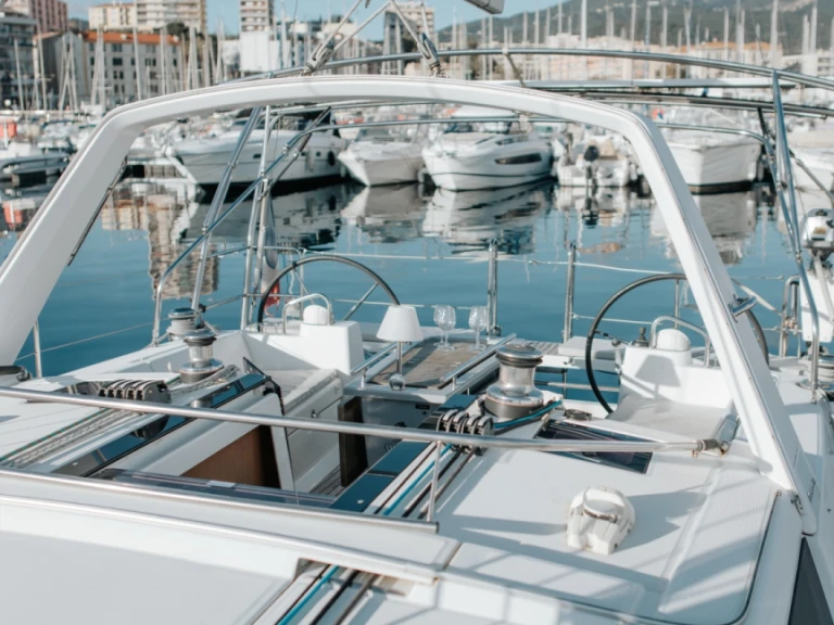 Jachthuur in Ajaccio - Bénéteau Oceanis 41 via SamBoat