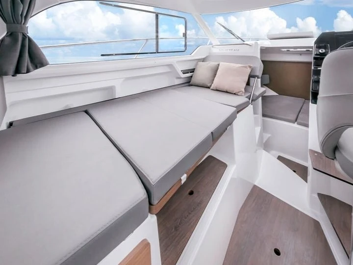 Motorboot te huur in Ajaccio voor de beste prijs