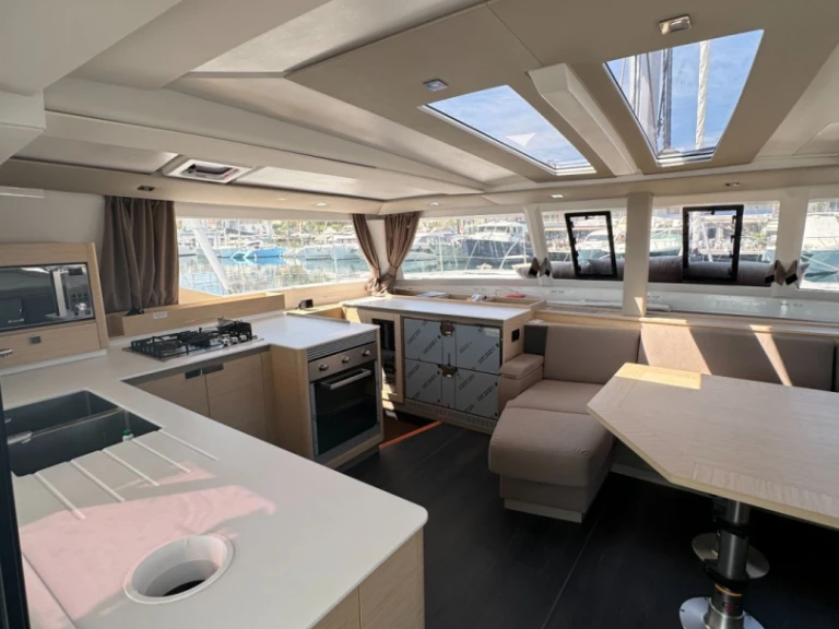 Bootverhuur Ajaccio goedkoop Tanna 47