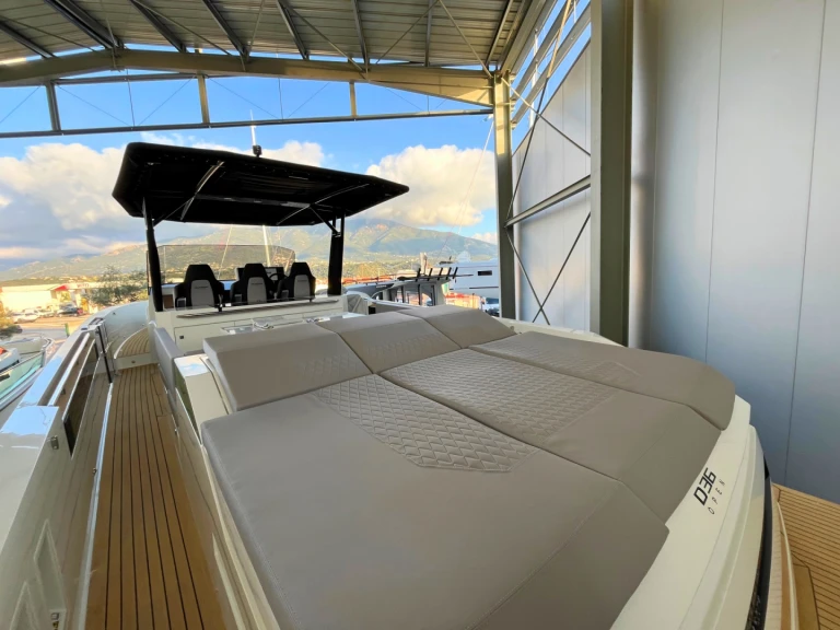 Bootverhuur DE ANTONIO Yachts DE ANTONIO D36 OPEN in Ajaccio via SamBoat