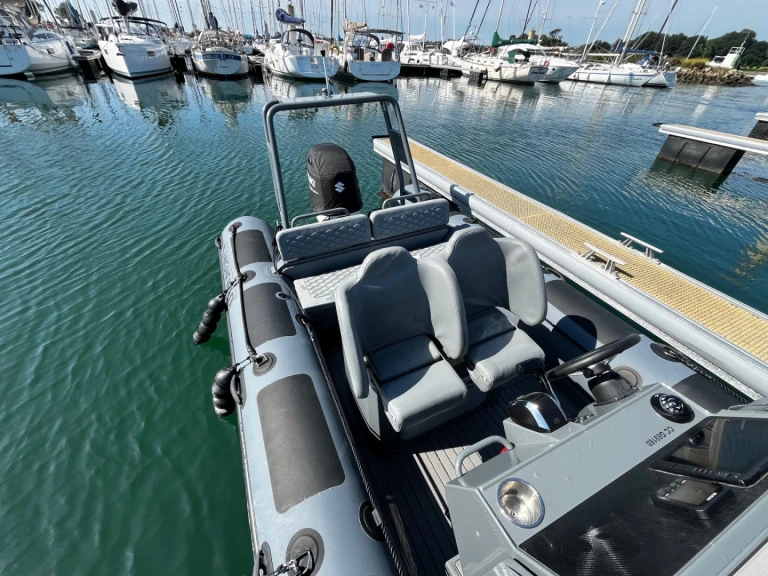 Huur RIB met of zonder schipper Highfield in La Forêt-Fouesnant
