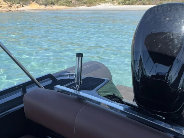 Bootverhuur Hyères goedkoop Eagle 8