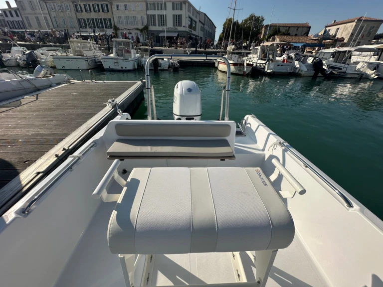 Huur een Cn-Cap-Ferret SEAWEED 675 in Port de La Flotte