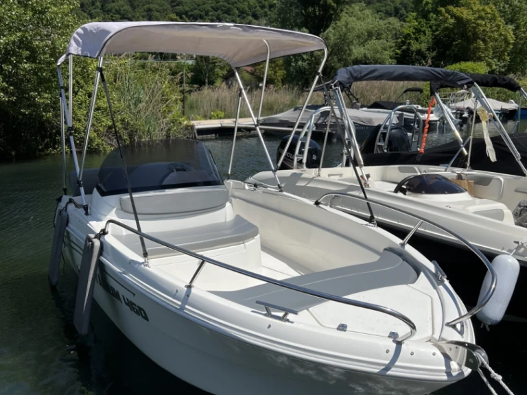 Bootverhuur Titanium 460 in Aix-les-Bains via SamBoat