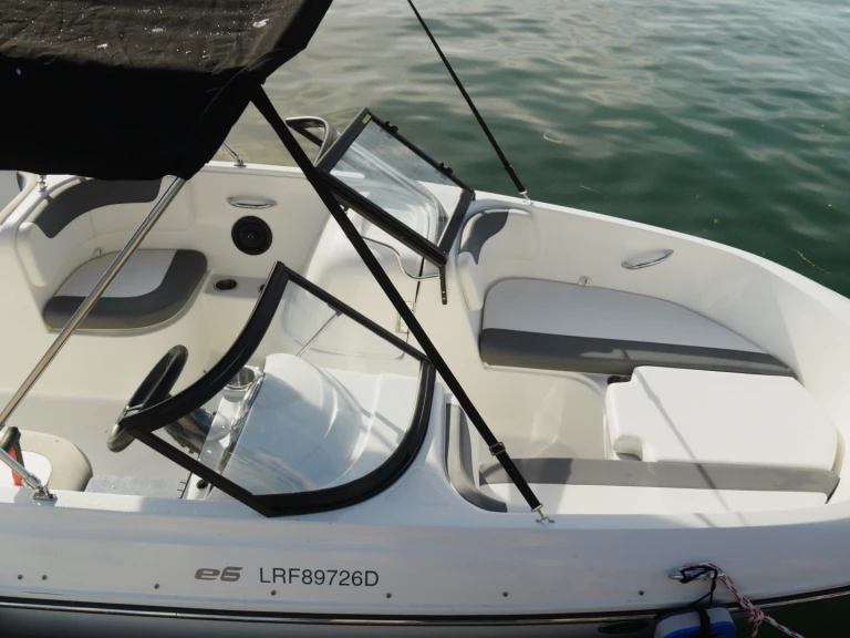 Verhuur Motorboot in Aix-les-Bains - Bayliner ELEMENT 180 XL