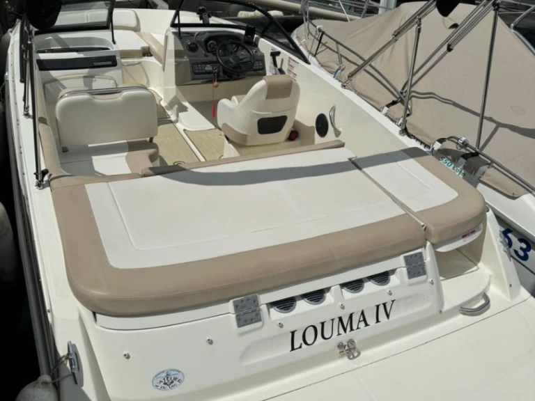 Verhuur Motorboot in Le Bourget-du-Lac - Bayliner BAYLINER VR5