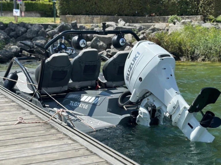Huur Motorboot met of zonder schipper AWASH in Aix-les-Bains