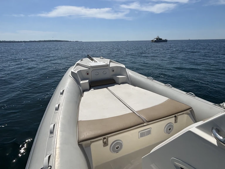 Jachthuur in Cannes - Lomac Lomac 850 IN via SamBoat